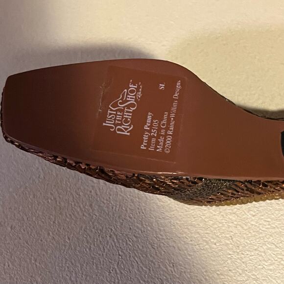 Just the Right Shoe Pretty Penny - Picture 9 of 10